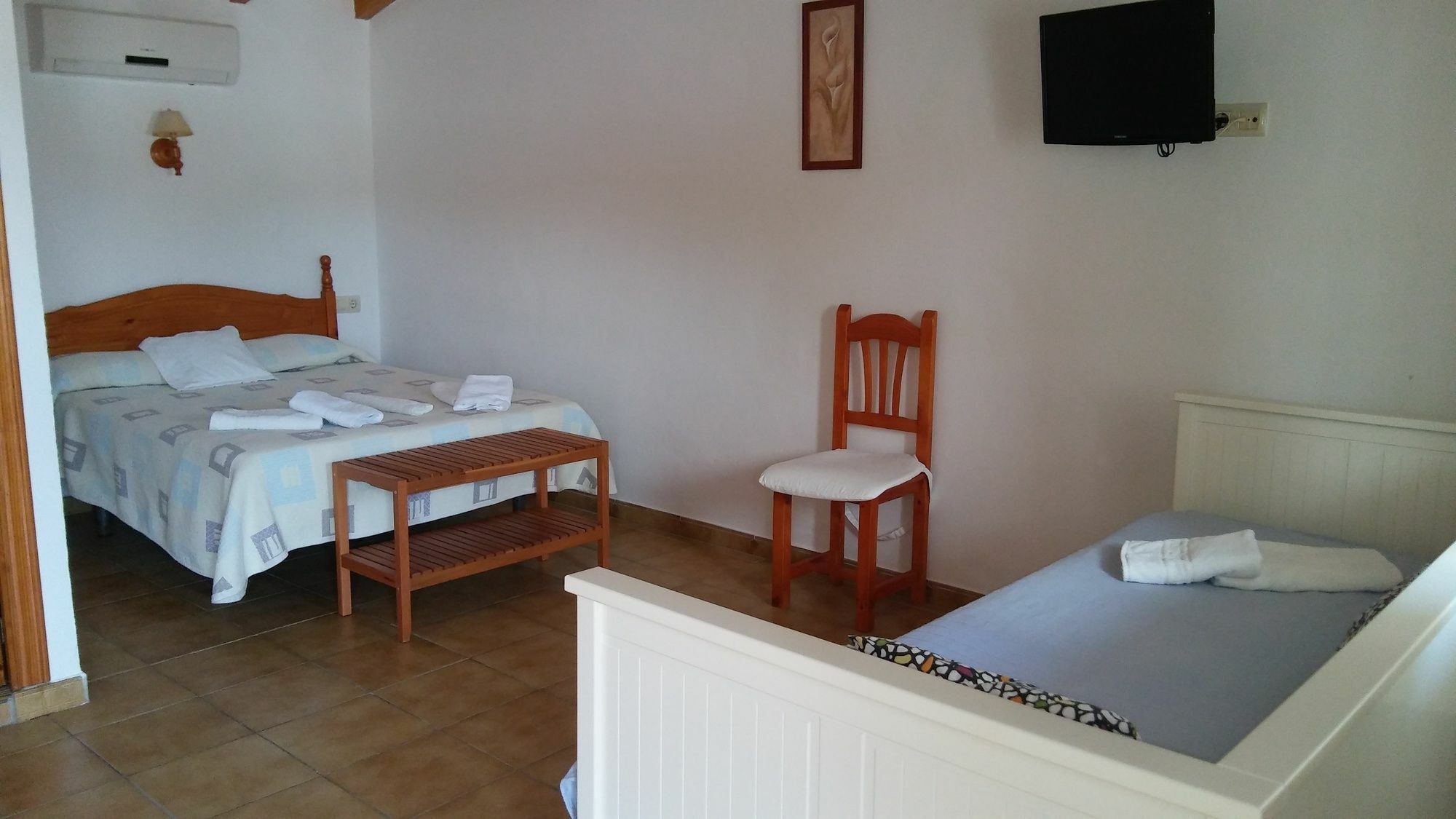 Hostal Mini Golf Los Canos De Meca Ngoại thất bức ảnh